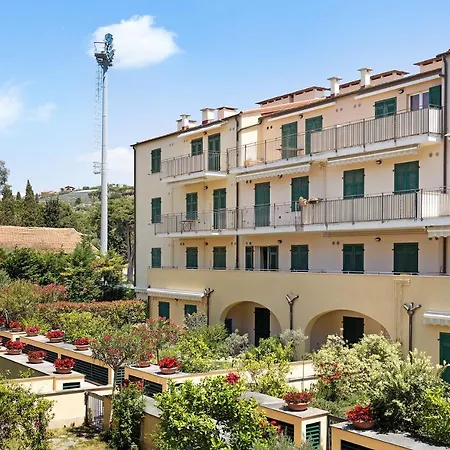 Апартаменты Cala Di Sole Империя