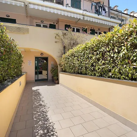 Cala Di Sole Апартаменты Империя
